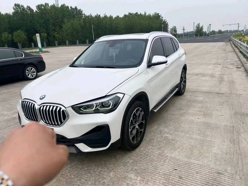 济南19年宝马X13