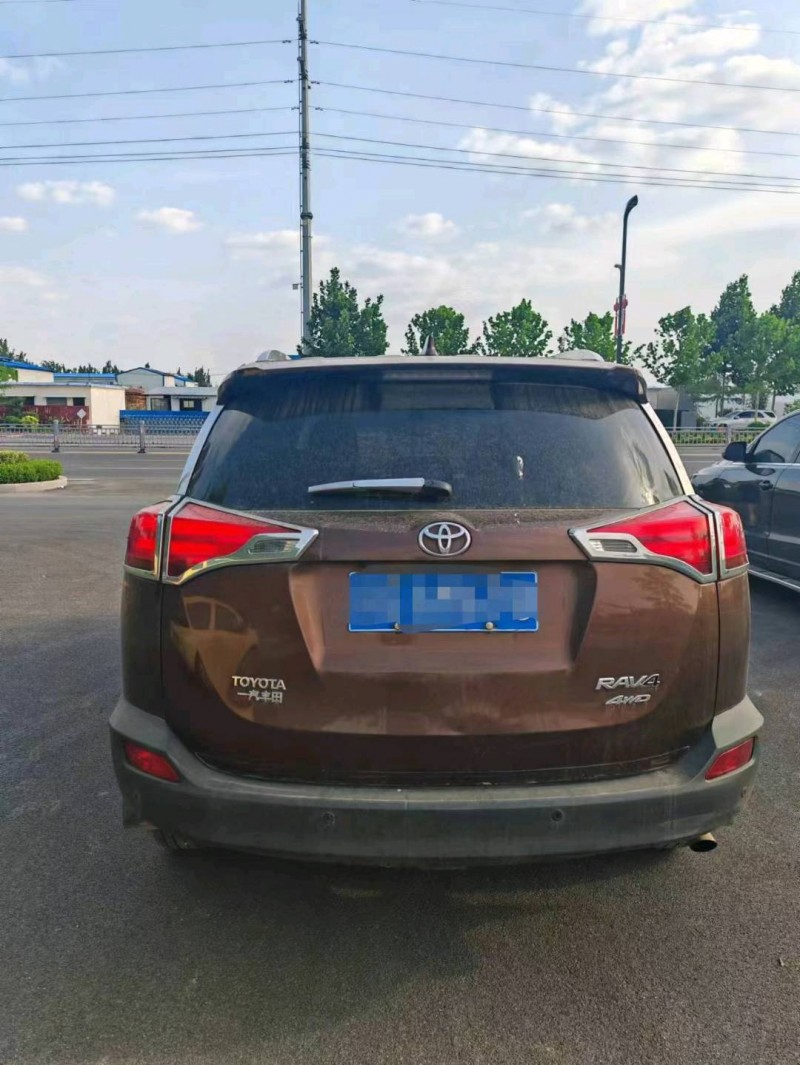 青岛15年丰田RAV4荣放9