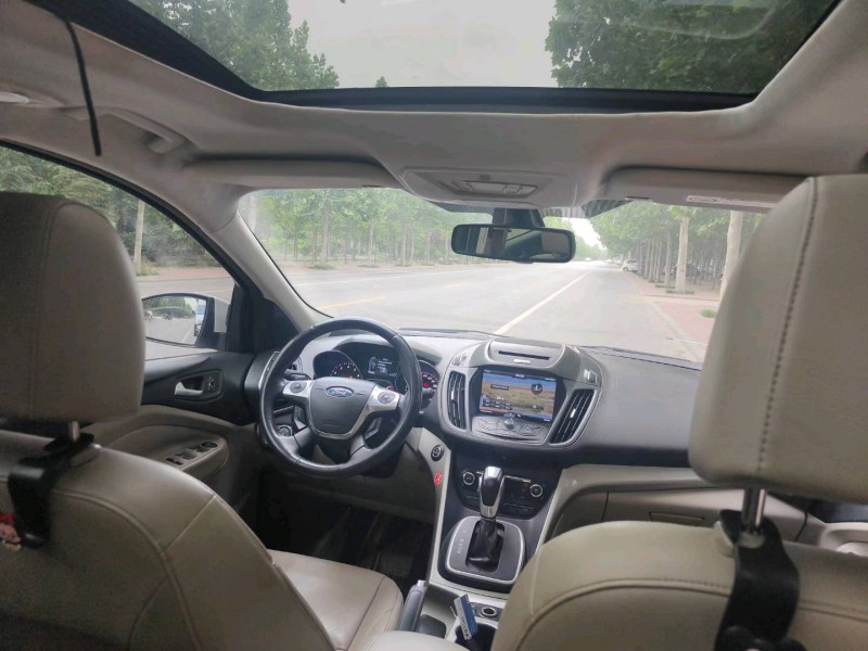 济南14年福特翼虎5