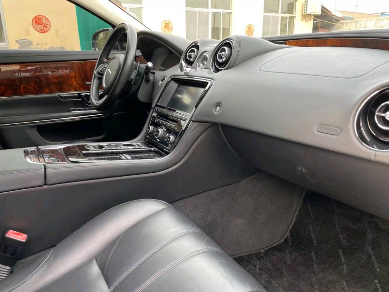 济南15年捷豹XJ7