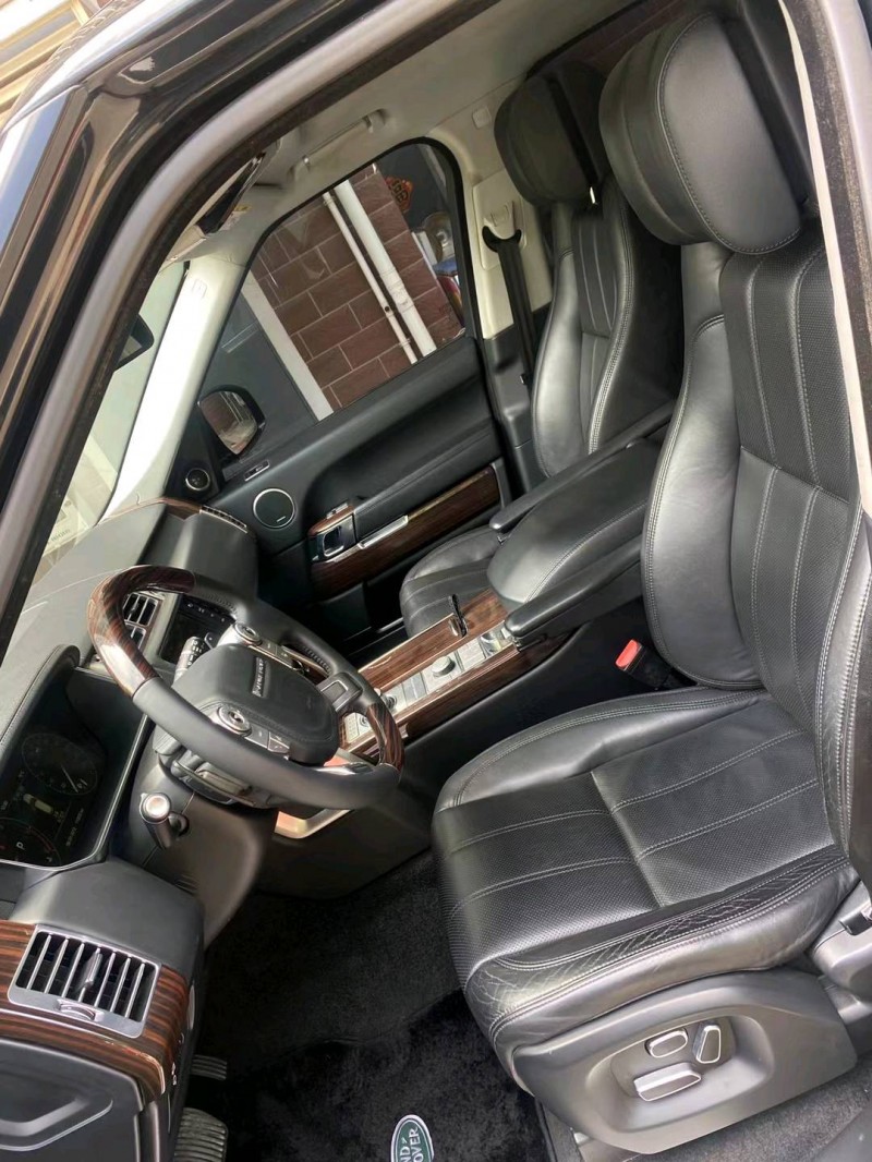 苏州13年路虎揽胜行政8