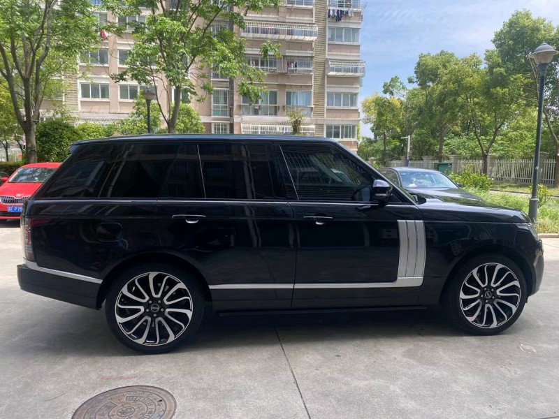 苏州13年路虎揽胜行政9