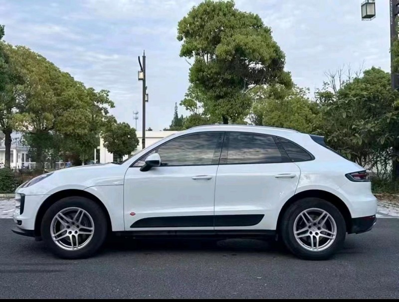 衡阳19年保时捷Macan4