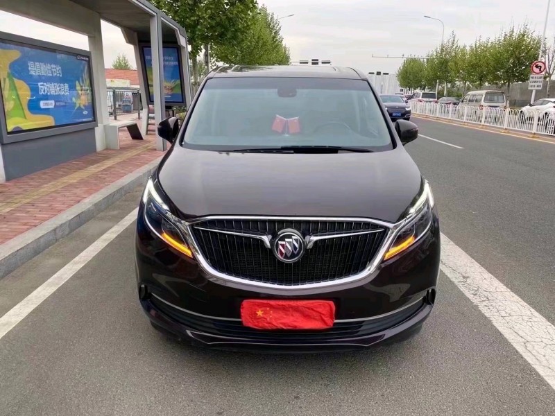 东营19年别克GL81