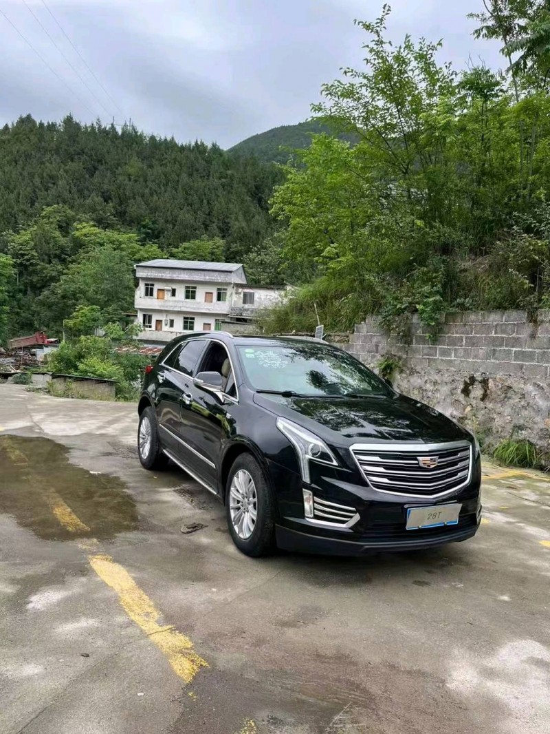 重庆16年凯迪拉克XT53
