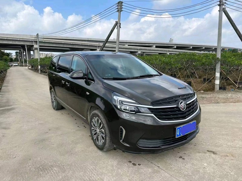 广州22年别克GL82