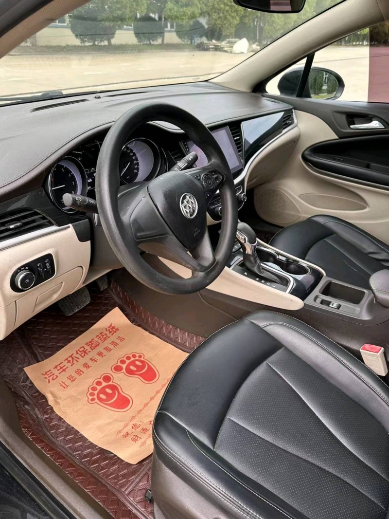 宿迁17年别克威朗4