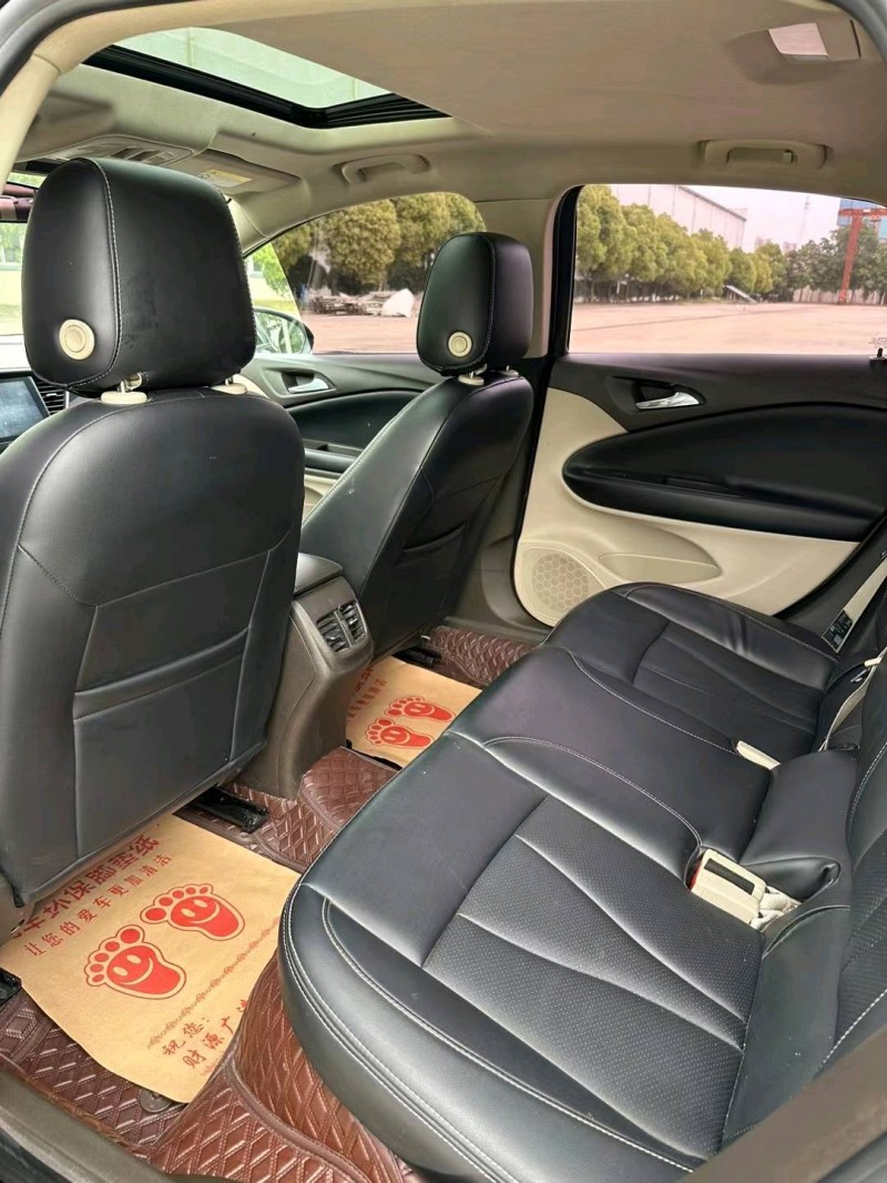 宿迁17年别克威朗6