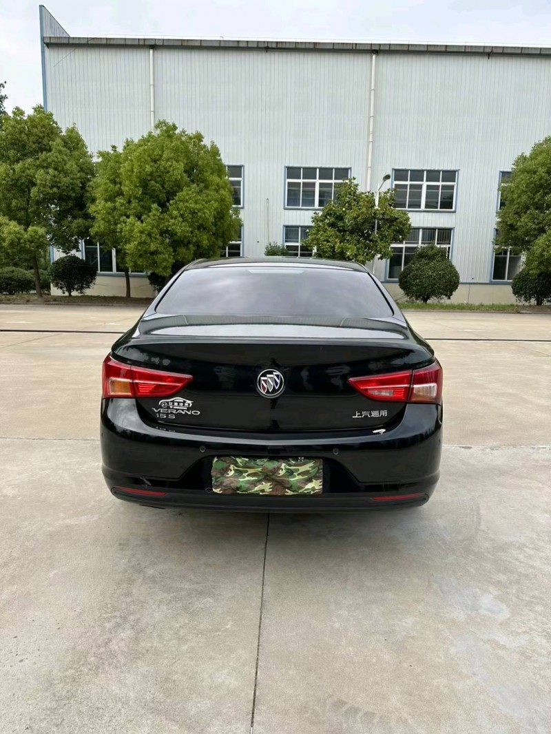 宿迁17年别克威朗9