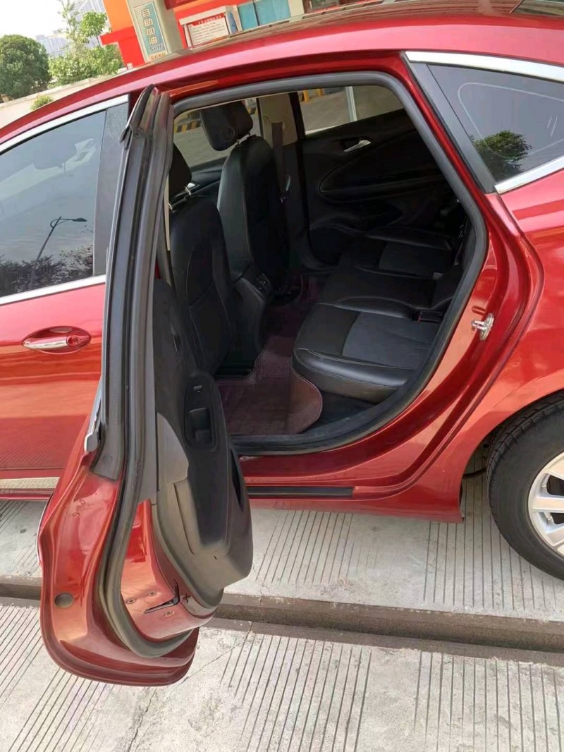 衡阳15年别克威朗7