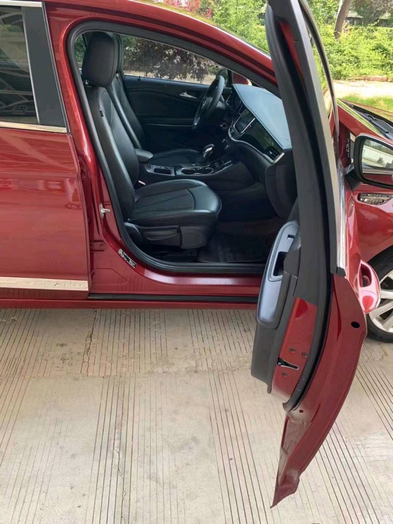 衡阳15年别克威朗8