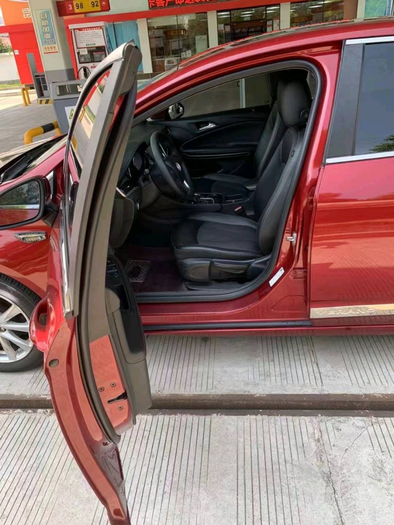 衡阳15年别克威朗9