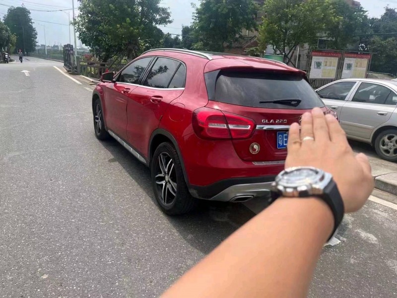 珠海16年奔驰GLA6