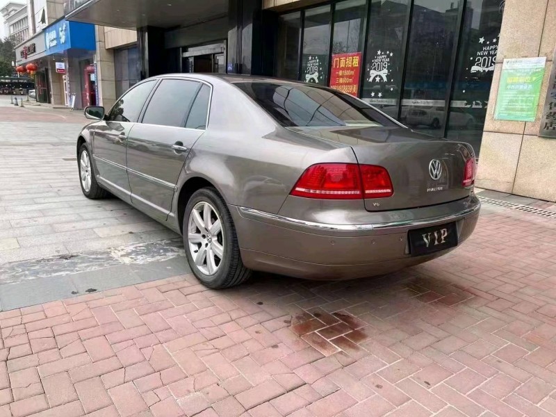 邵阳14年大众辉腾4