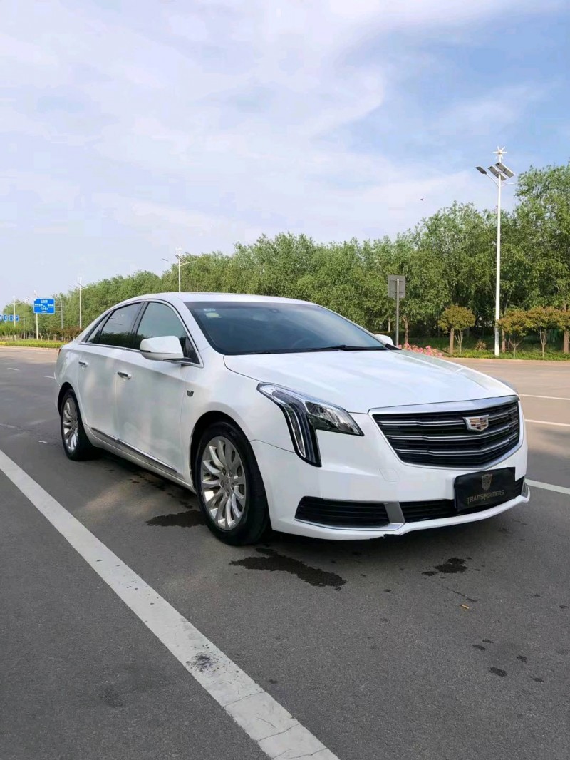 济南18年凯迪拉克XTS3