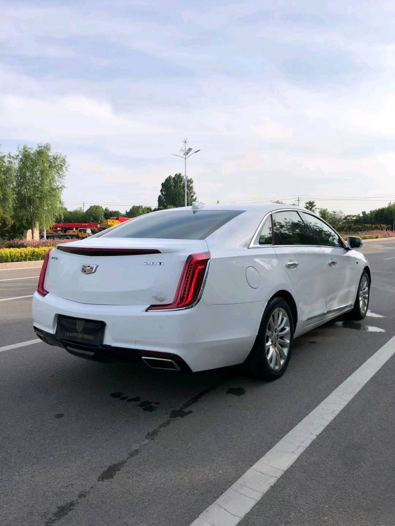 济南18年凯迪拉克XTS7