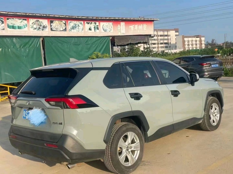 广州20年丰田RAV47