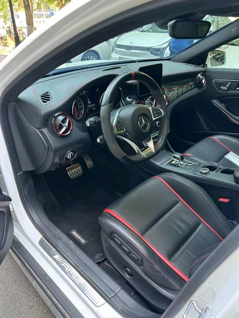 济南18年奔驰AMG6