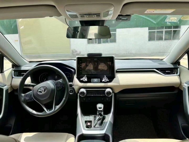 珠海20年丰田RAV4荣放2