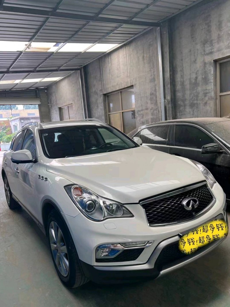 邢台17年英菲尼迪QX503