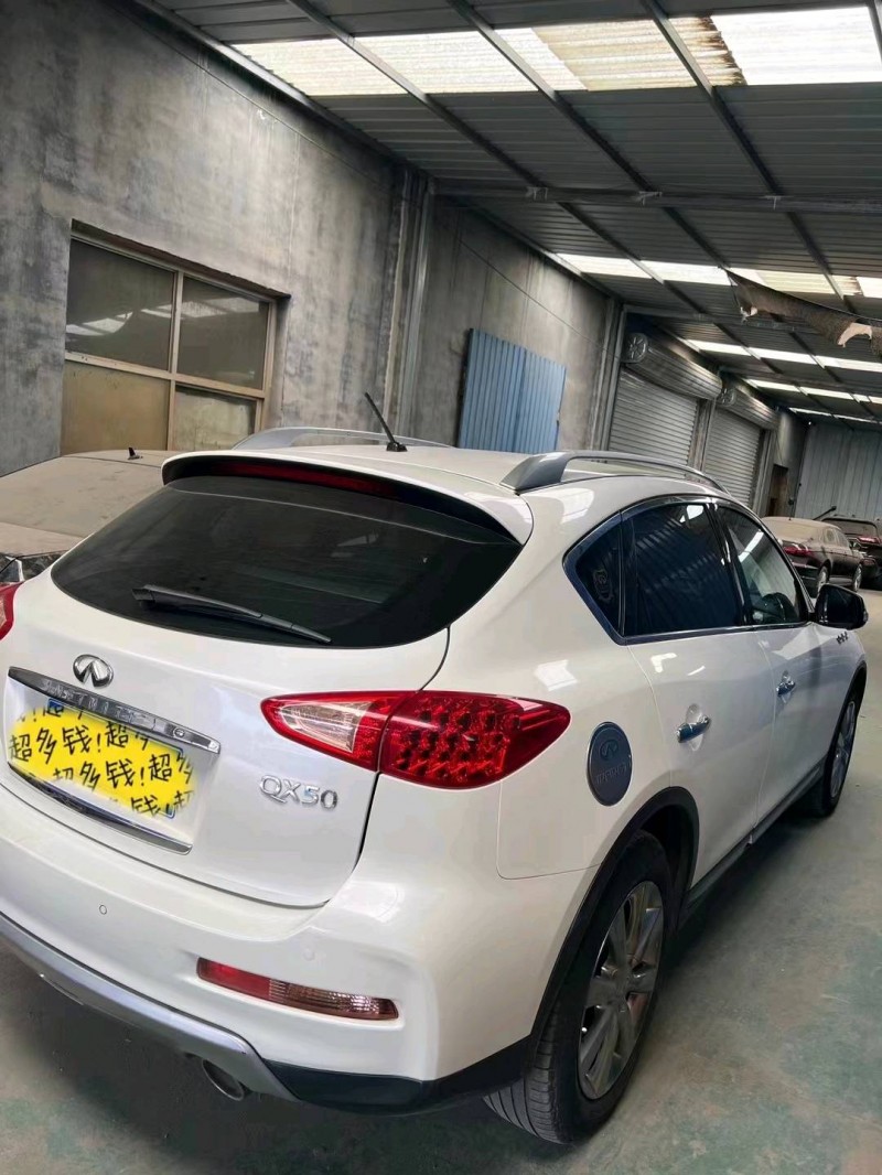 邢台17年英菲尼迪QX507