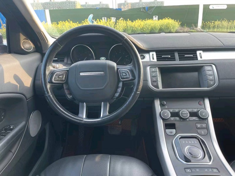 宿迁17年路虎极光4