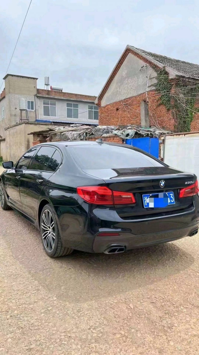 淮南17年宝马5系4