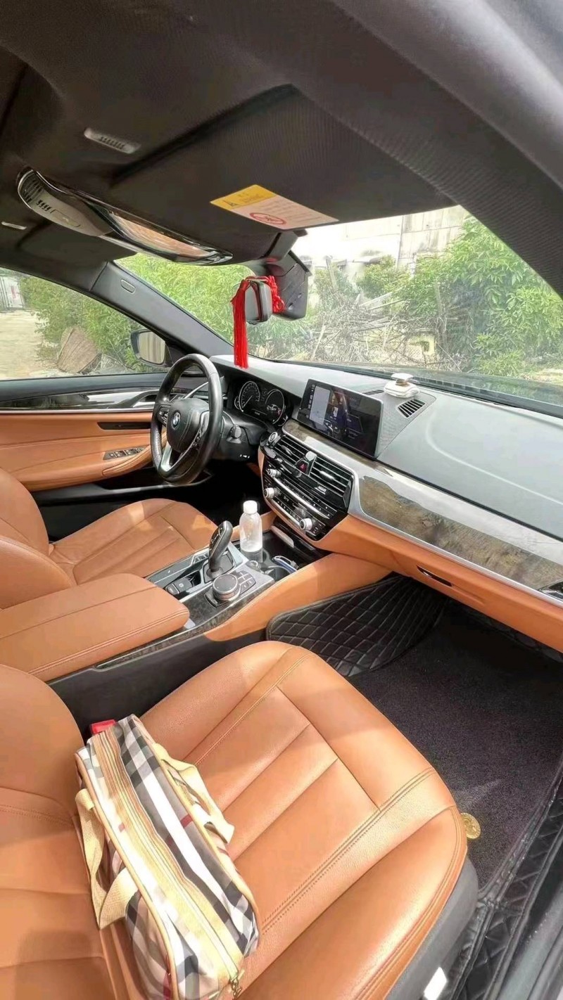 淮南17年宝马5系5