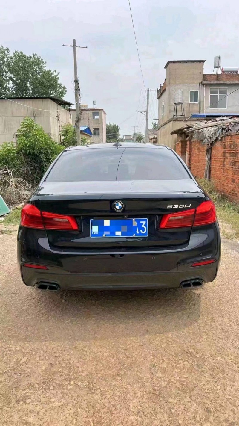 淮南17年宝马5系8