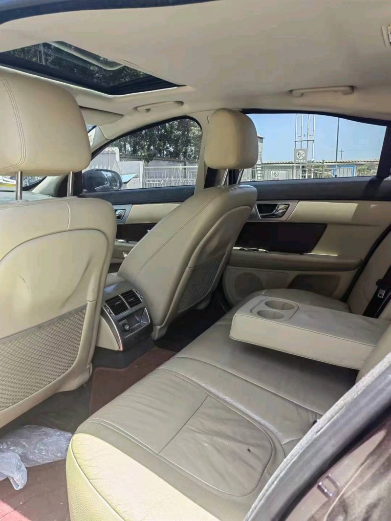 济南13年捷豹XF5