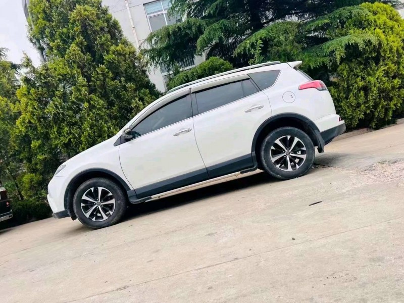枣庄18年丰田RAV43