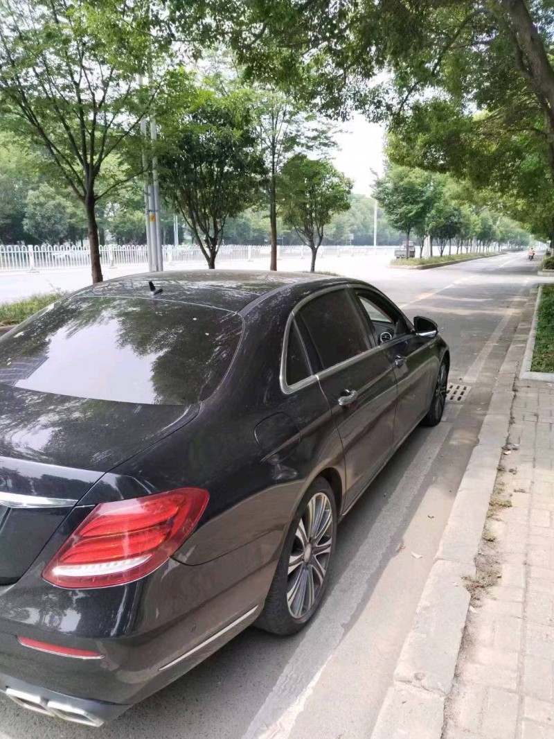 宜昌17年奔驰E3