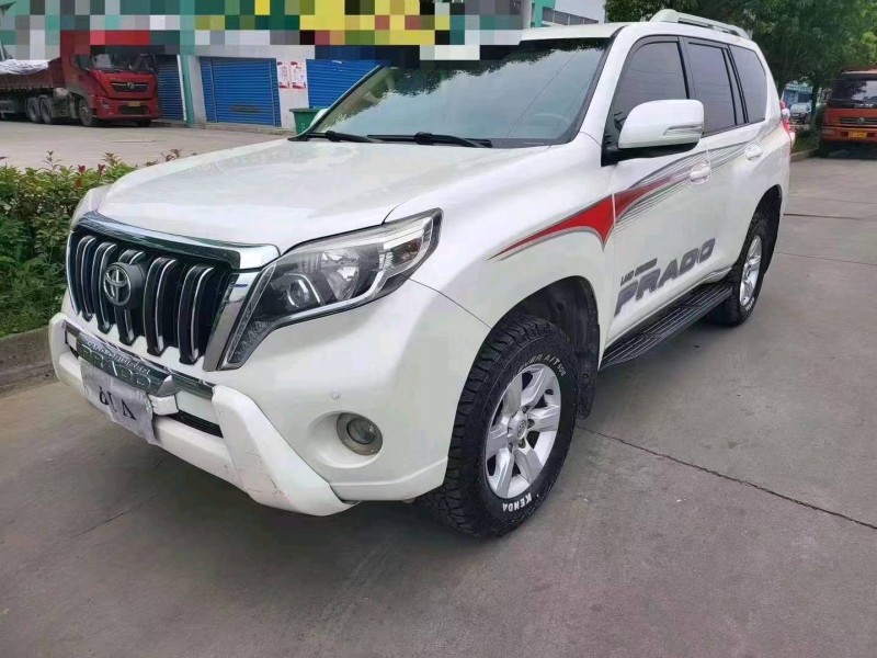 宜昌15年丰田普拉多2