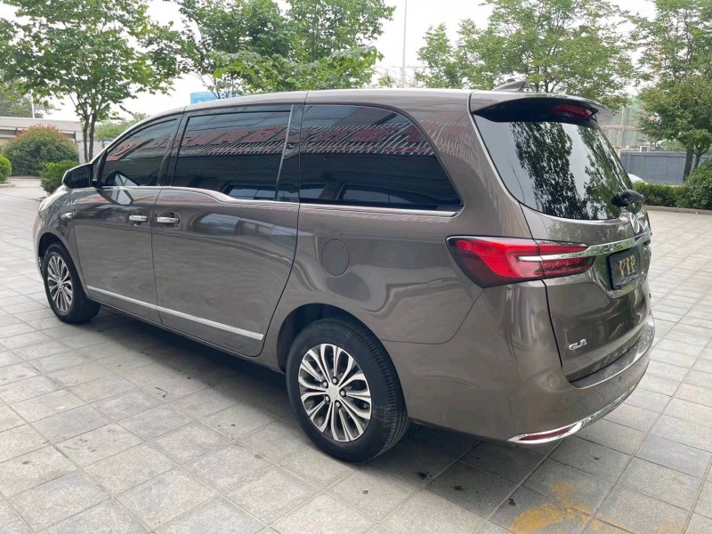 济宁22年别克GL87