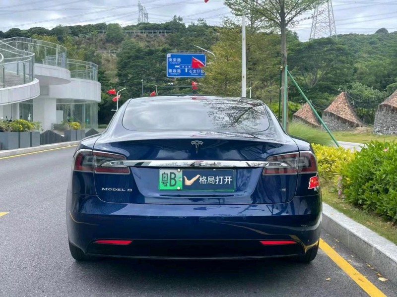 广州17年特斯拉MODEL S9