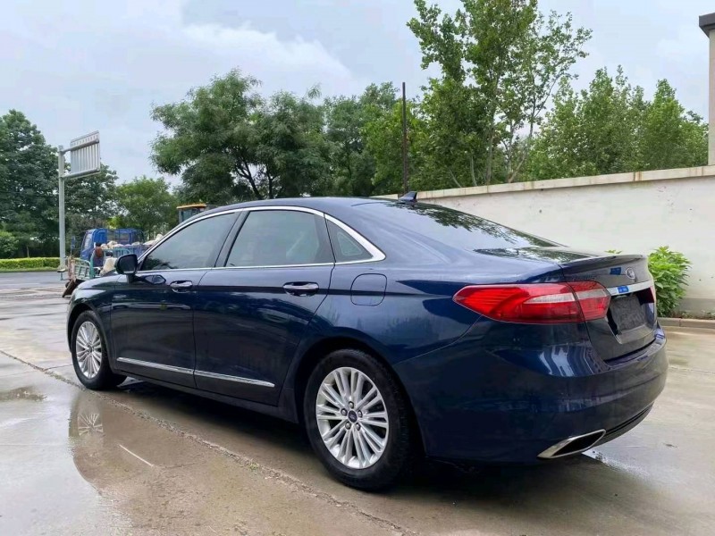 邢台18年福特金牛座3