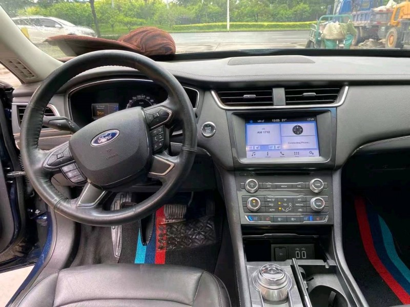 邢台18年福特金牛座4