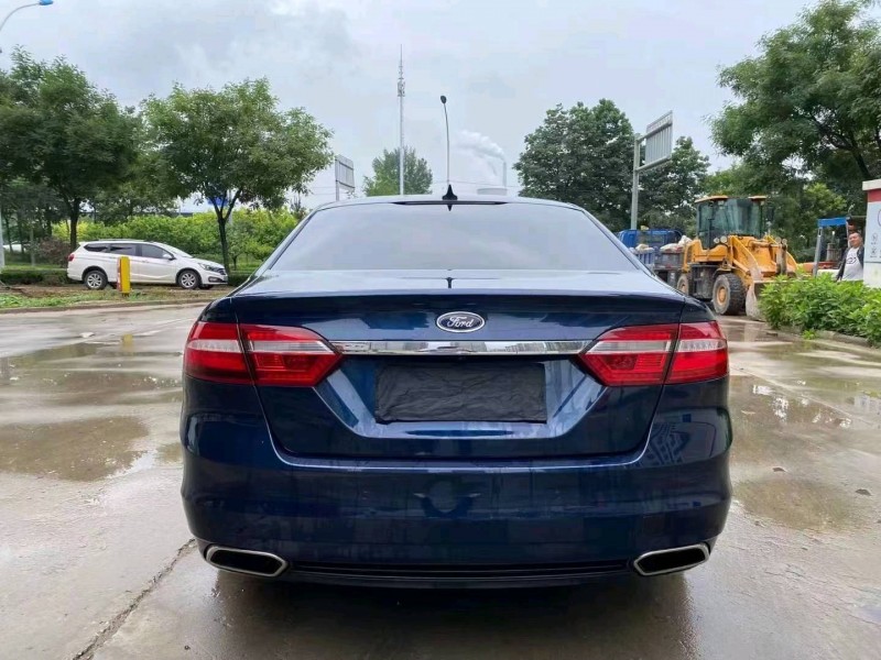 邢台18年福特金牛座6