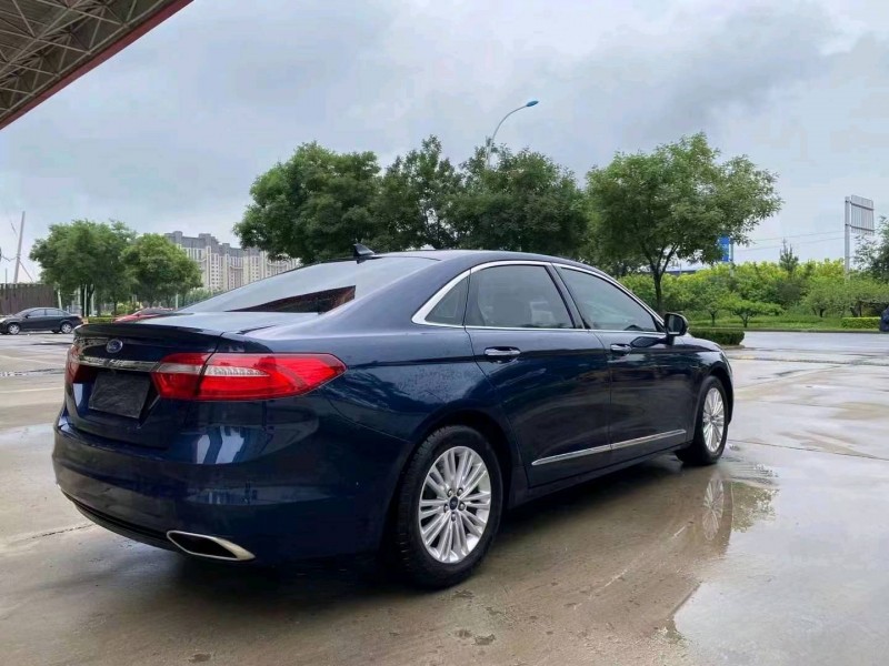 邢台18年福特金牛座8