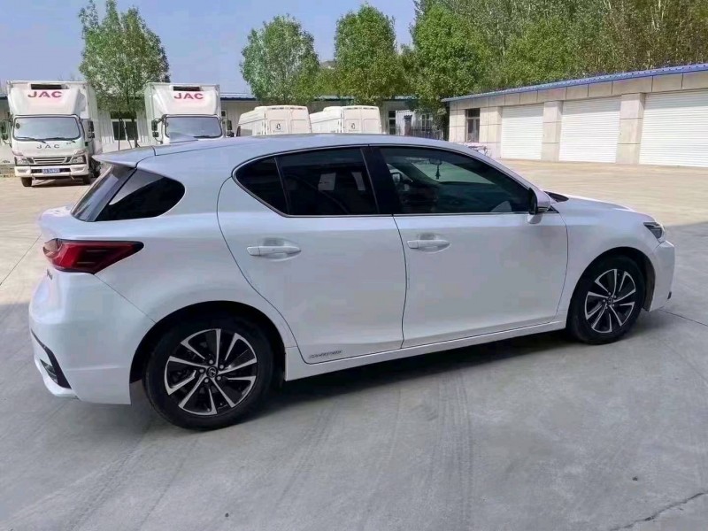 济南18年雷克萨斯CT7