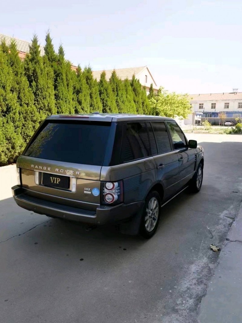 济南13年路虎揽胜行政4