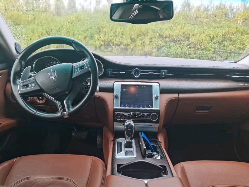 济南17年玛莎拉蒂总裁5