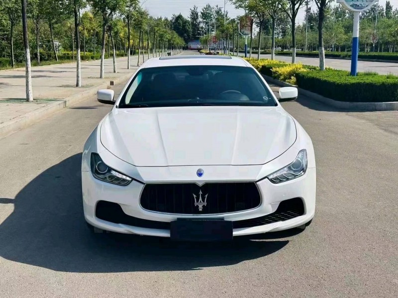 济南17年玛莎拉蒂Ghibli1