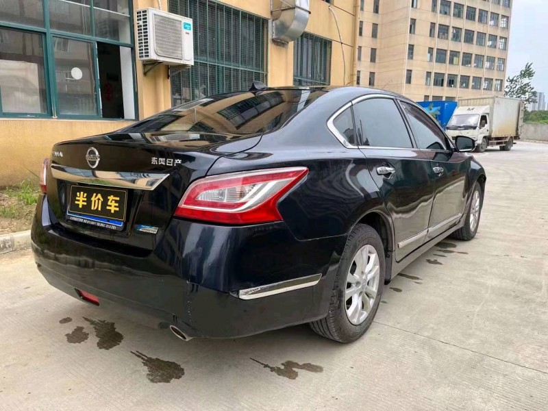 宜昌15年日产天籁6