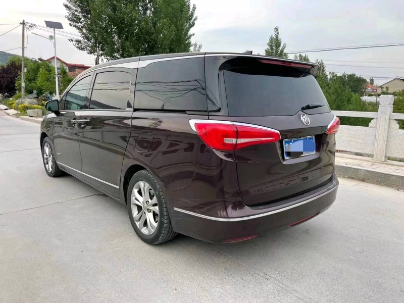 枣庄17年别克GL83