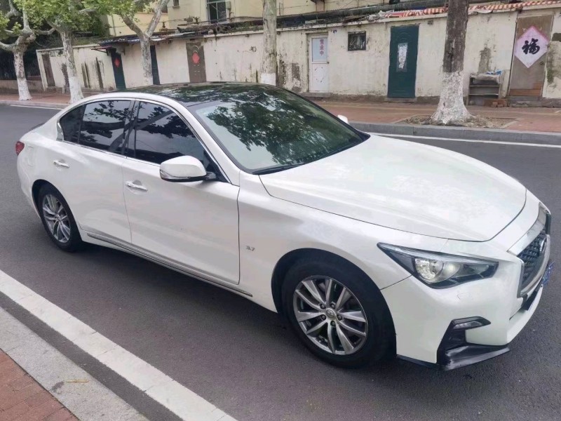 东营18年英菲尼迪Q50L2