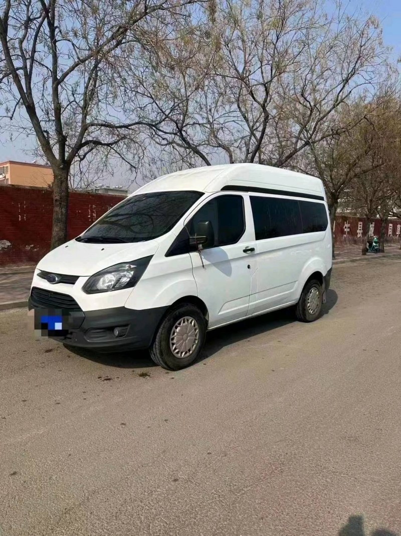 东营17年福特全顺3