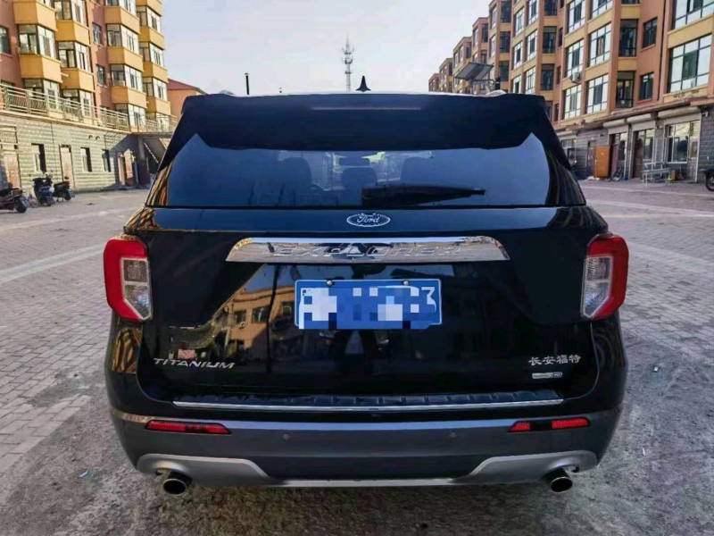 邯郸21年福特探险者2