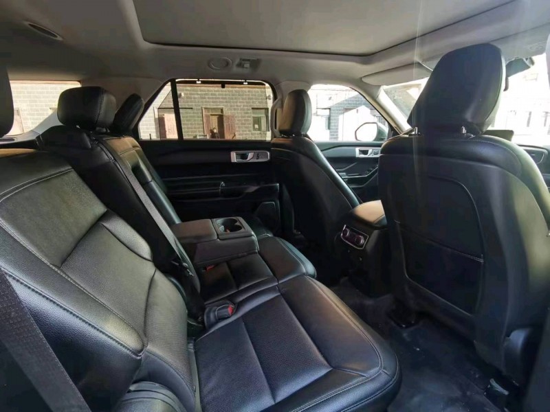 邯郸21年福特探险者4