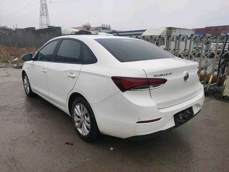 东营20年别克英朗4